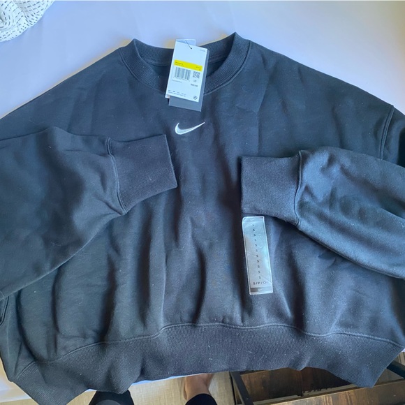NIKE CROP PULLOVER NWT - Picture 2 of 4